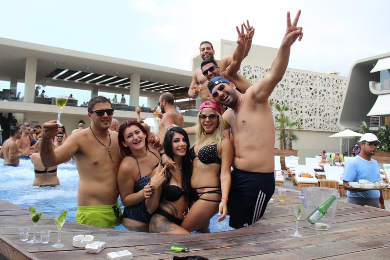 Sunday Pool Party at Whitelace
